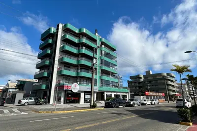 O edifício onde o apartamento está situado