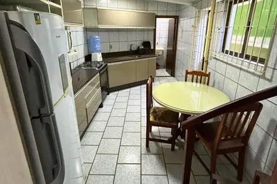 A cozinha ou kitchenette de Sobrado na quadra mar, Praia de Bombas