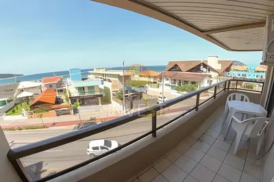 Uma varanda ou terraço em Apartamento com vista mar sobre a avenida