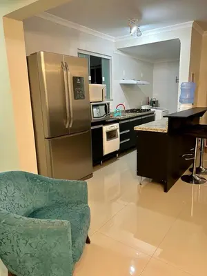 A planta de Apartamento completo na praia de Bombas