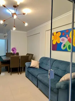 A planta de Apartamento completo na praia de Bombas