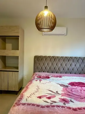 A planta de Apartamento completo na praia de Bombas