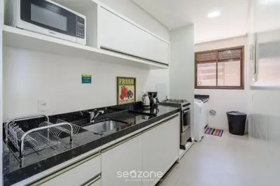 A cozinha ou kitchenette de CSD - Apartamentos próximos à praia de Bombas