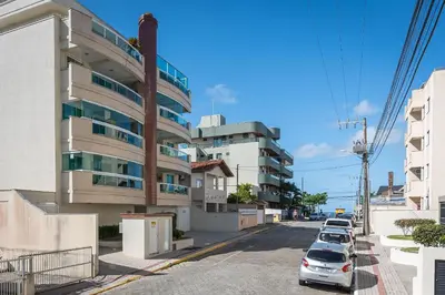 A vizinhança circundante ou próxima do apartamento