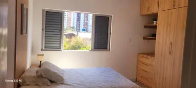 Uma cama ou camas num quarto em Casa Ensolarada