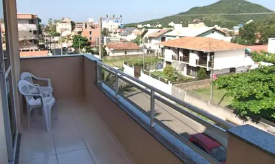 Uma vista geral da montanha ou uma vista da montanha a partir das estalagens