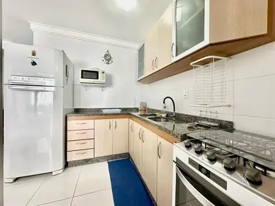 A cozinha ou kitchenette de 539 - Apartamento 2 dormitórios na praia de Bombas