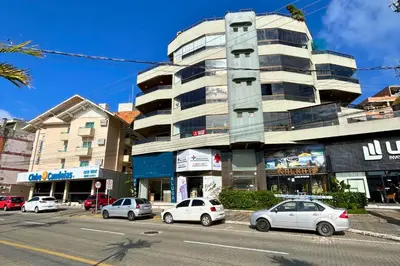 O edifício onde o apartamento está situado