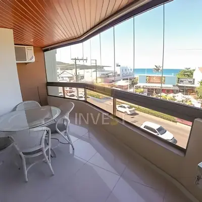 Apartamento com vista mar e excelente localização