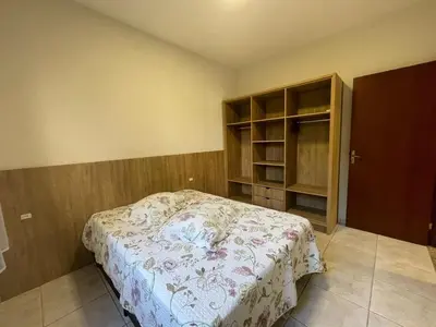 Uma cama ou camas num quarto em Cód 3 - Casa com piscina a 100 m do mar