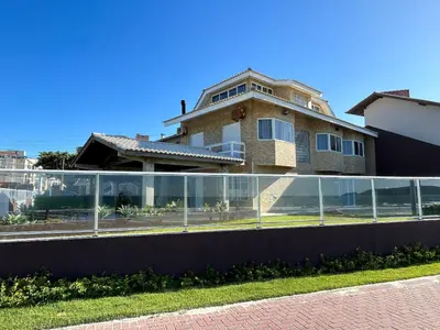 O edifício onde a casa de férias está situado