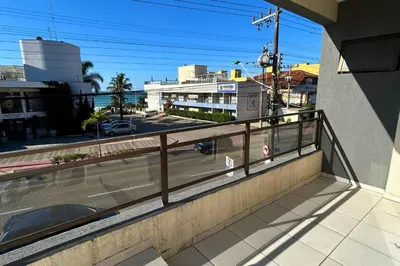 Uma varanda ou terraço em Apartamento sobre a avenida principal com vista mar