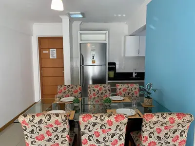A cozinha ou kitchenette de Residencial Viapiana - Condomínio no Centro de Bombinhas próximo a praia de 4 Ilhas