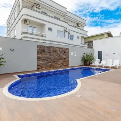 Aconchegante Apartamento em Condomínio com Piscina