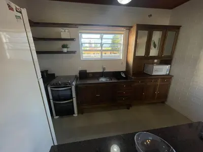 A cozinha ou kitchenette de cód 6 · Casa Sofisticada á 50 m do mar