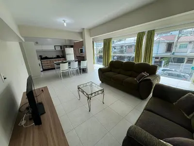 A cozinha ou kitchenette de cód 17 - Apartamento a 150 metros da praia