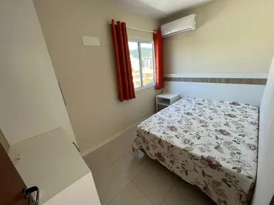Uma cama ou camas num quarto em cód 18 - Cobertura com piscina á 100m do mar