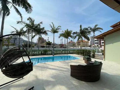 A piscina em ou perto de Cód 7 - Casa espetacular a 150 metros do mar