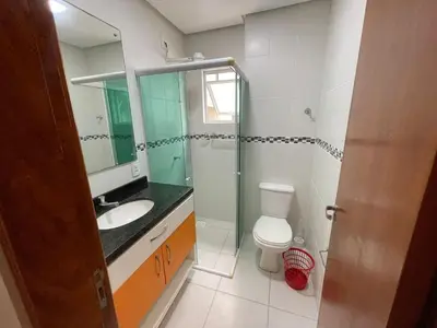 Uma casa de banho em Cód 36 - Apartamento a 80 metros do Mar