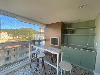A cozinha ou kitchenette de cód 32 - Apartamento á 100 m do mar com vista