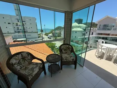Uma varanda ou terraço em Cód 41 - Cobertura a 80 metros do mar