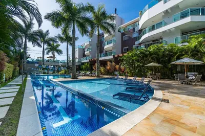 A piscina em ou perto de Cobertura Condo com Piscina e Jacuzzi - Boulevard Bombinhas