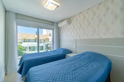 Uma cama ou camas num quarto em Cobertura Condo com Piscina e Jacuzzi - Boulevard Bombinhas