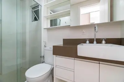 Uma casa de banho em Apartamento com Jacuzzi Privativa - Boulevard