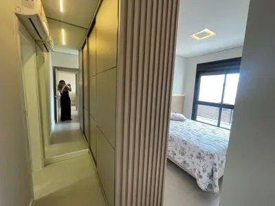 Uma cama ou camas num quarto em Cód 82 - Apartamento á 280m do mar