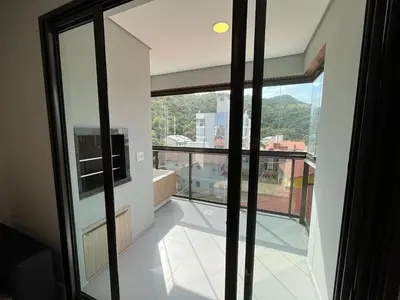 A planta de Cód 90 - Apartamento á 150m do mar