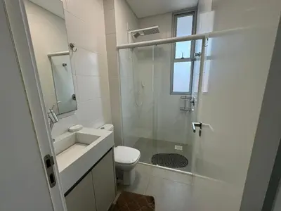 Uma casa de banho em Cód 65 - Apto com 2 dormitórios no Arpoador