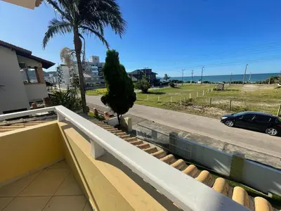 Uma vista do mar geral ou uma vista do mar a partir da casa de férias