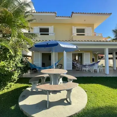 Cód 5 - Casa a poucos passos da praia de Palmas