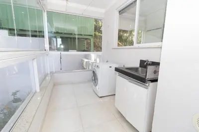 A cozinha ou kitchenette de 379 - Maravilhoso apto 2 quartos na Lagoinha