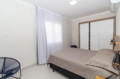 A planta de 223K - Lindo Apartamento de 3 dormitórios na praia de Bombas