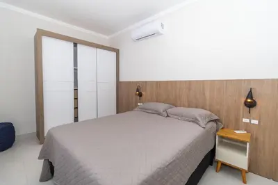 A planta de 223K - Lindo Apartamento de 3 dormitórios na praia de Bombas