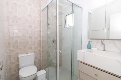 A planta de 223K - Lindo Apartamento de 3 dormitórios na praia de Bombas