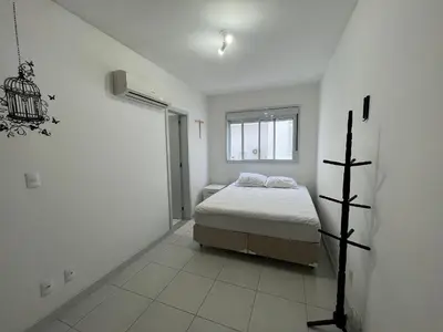 A planta de Cód 74 - Apartamento á 80m do mar
