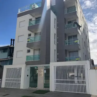 Cód 74 - Apartamento á 80m do mar