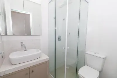 Uma casa de banho em 139C - lindo apartamento a 50m da praia de Canto Grande