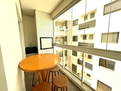 A cozinha ou kitchenette de Lindo! Apto com piscina na praia de Palmas! SV01H