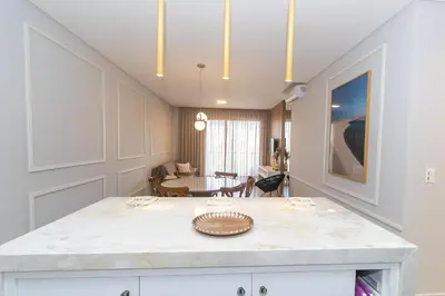 A planta de 223F - Belíssimo Apartamento em Canto Grande