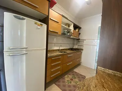 A cozinha ou kitchenette de 318 - Apartamento 02 Dormitórios com Piscina