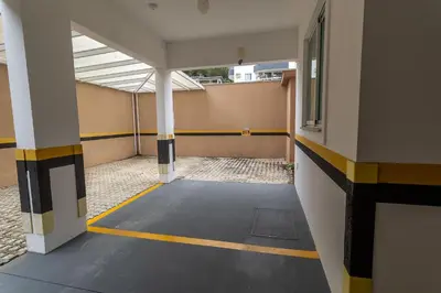 A planta de 449 - Lindo Apartamento de 3 dormitórios á 100m da praia de Bombas