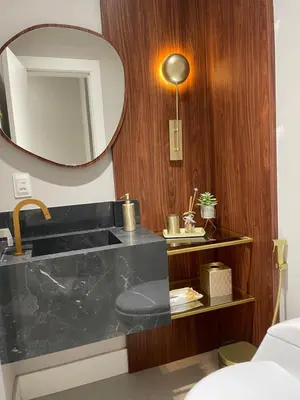 Uma cama ou camas num quarto em Apart de luxo 3 suites 2 vagas de garagem e quadra do mar