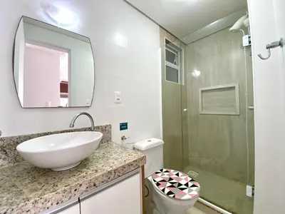 A planta de Apartamento a 150m da praia de Bombas