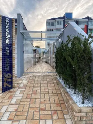 O edifício onde o apartamento está situado