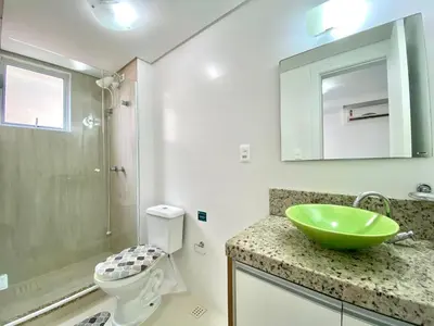 A planta de Apartamento 2 quartos na praia de Bombas