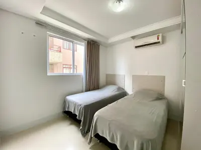 A planta de Apartamento 2 quartos na praia de Bombas