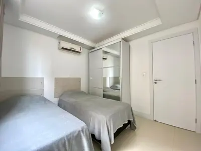 A planta de Apartamento 2 quartos na praia de Bombas